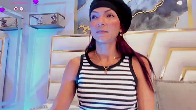 HannaPetit online show from April 2026 07:07:01 PM