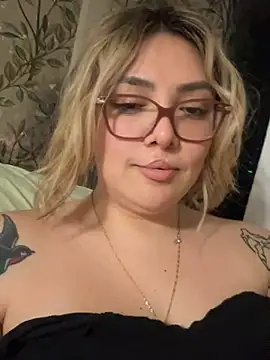 nativepumpkin95 online show from March 2025 10:13:02 AM