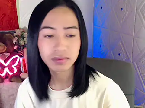 Snapshot of Lemonadexxx chatting on December 2024 04:25:01 PM Lemonadexxx online show from December 2024 04:25:01 PM