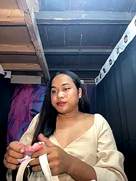 bettina love online show from November 2025 07:13:01 PM