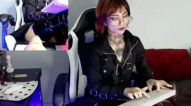 Snapshot of Ardat_Lili69 chatting on January 2025 06:53:02 PM Ardat Lili69 online show from January 2025 06:53:02 PM