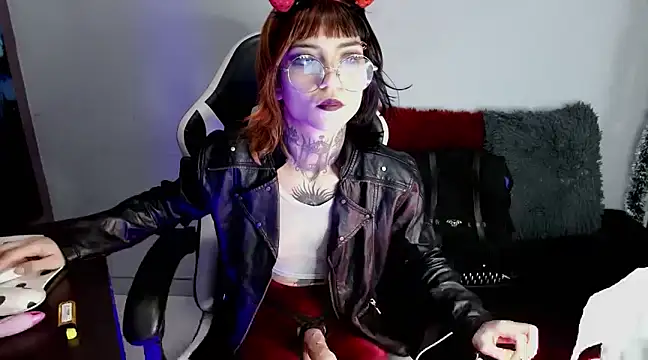 Snapshot of Ardat_Lili69 chatting on February 2025 04:25:01 PM Ardat Lili69 online show from February 2025 04:25:01 PM