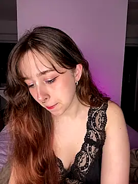 tsuki chan on online show from September 2025 04:45:02 AM