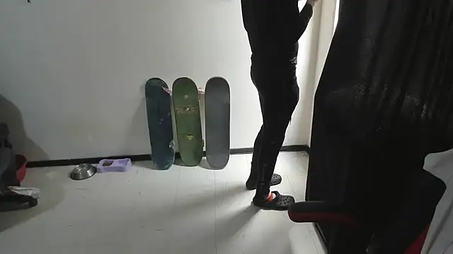 Jeff Waltonxh online show from April 2026 04:48:01 PM