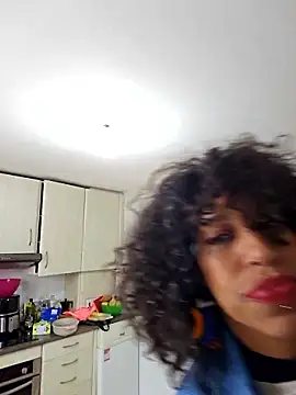 Snapshot of Goldenlace chatting on October 2025 03:34:04 PM Goldenlace online show from October 2025 03:34:04 PM