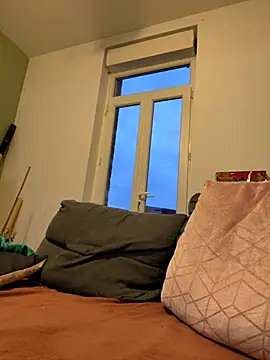 Daisy Michto Officiel online show from November 2025 04:18:01 PM