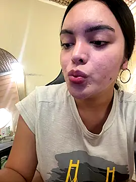 HotstuffCherrySummer online show from November 2025 08:02:01 AM