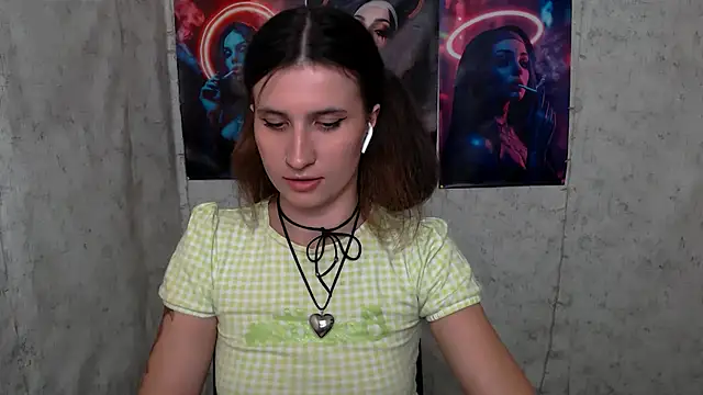 MaryEm976 online show from July 2026 10:47:01 AM