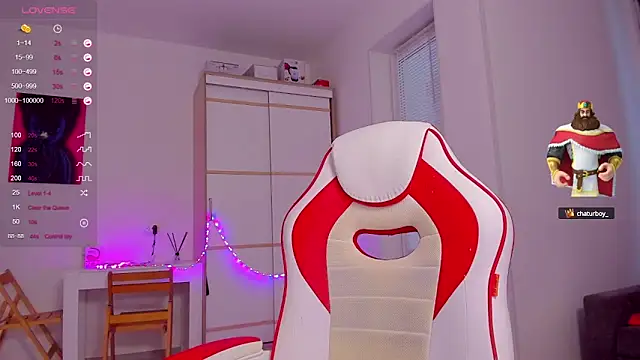 Snapshot of HotCarolineXO chatting on December 2024 07:49:02 AM HotCarolineXO online show from December 2024 07:49:02 AM