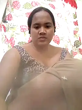 Sexiest quen online show from November 2025 06:23:01 AM