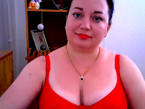 AmanaGi online show from November 2025 05:01:02 PM