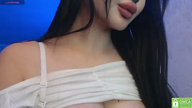 lunarose777 online show from December 2024 08:21:02 PM