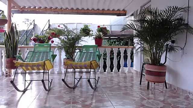 Snapshot of maya_hottt chatting on December 2025 11:05:01 AM maya hottt online show from December 2025 11:05:01 AM