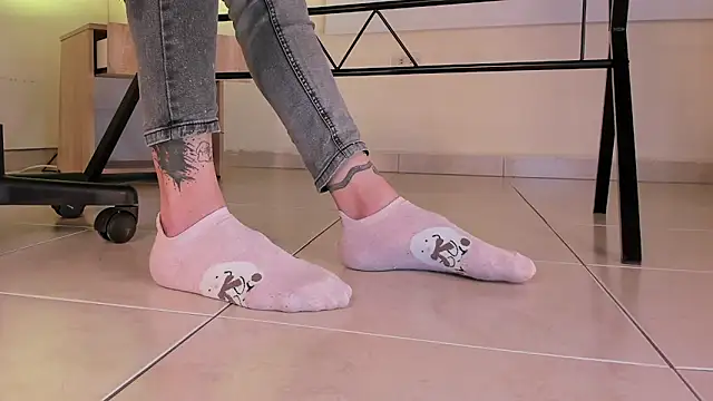 ArchieCollins online show from December 2025 09:55:02 PM