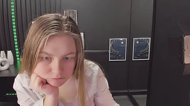 JadeSoft online show from March 2025 10:04:02 PM