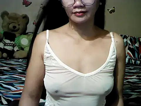 Mia Rein online show from October 2025 01:42:01 PM