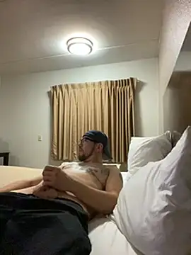 Snapshot of Tomas_Zaddy chatting on December 2024 05:23:02 AM Tomas Zaddy online show from December 2024 05:23:02 AM