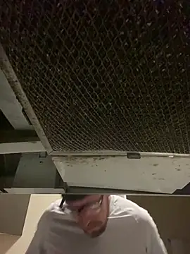 Snapshot of Tomas_Zaddy chatting on December 2024 11:06:02 PM Tomas Zaddy online show from December 2024 11:06:02 PM