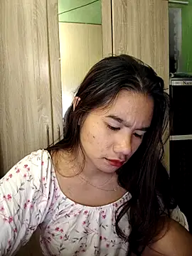 Snapshot of Kissy07 chatting on February 2025 08:31:01 PM Kissy07 online show from February 2025 08:31:01 PM