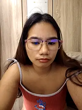 Snapshot of Kissy07 chatting on September 2025 10:33:02 PM Kissy07 online show from September 2025 10:33:02 PM