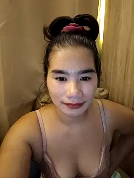 Snapshot of Kissy07 chatting on February 2026 01:45:04 AM Kissy07 online show from February 2026 01:45:04 AM