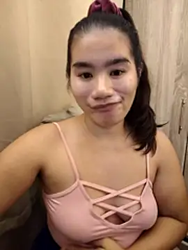 Snapshot of Kissy07 chatting on February 2026 11:31:02 AM Kissy07 online show from February 2026 11:31:02 AM