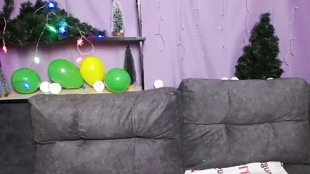 MilaLoona online show from January 2025 10:20:01 AM