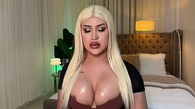 Your Majesty Tyra online show from January 2025 10:06:02 AM