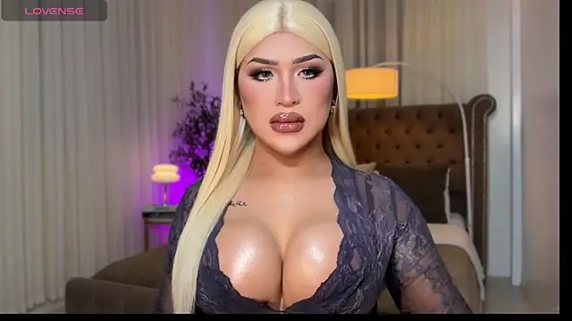 Your Majesty Tyra online show from November 2025 03:19:01 AM