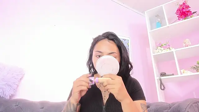miss soffi  online show from May 2026 12:15:01 PM