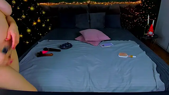 Kamilla Hot online show from January 2026 06:37:02 AM