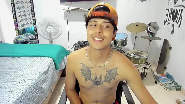 Zack falcon online show from February 2025 09:10:01 PM