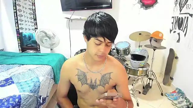 Zack falcon online show from March 2025 08:32:01 PM