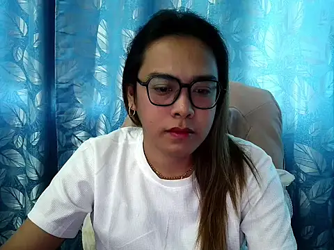 Snapshot of Your_PrettyGirlxxx chatting on November 2025 06:14:02 AM Your PrettyGirlxxx online show from November 2025 06:14:02 AM