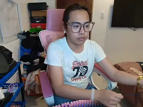 Snapshot of Your_PrettyGirlxxx chatting on February 2026 10:11:01 AM Your PrettyGirlxxx online show from February 2026 10:11:01 AM