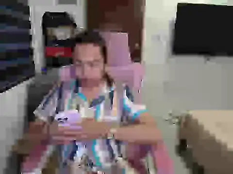 Snapshot of Your_PrettyGirlxxx chatting on February 2026 09:19:02 AM Your PrettyGirlxxx online show from February 2026 09:19:02 AM