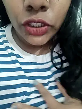 rekhabb123 online show from January 2026 05:15:01 PM