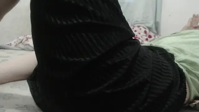 Kittywhiteass online show from March 2025 11:12:02 AM