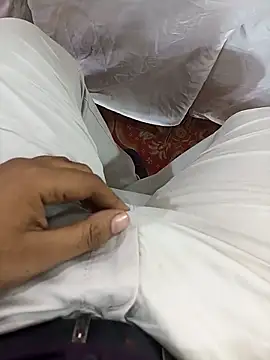 Snapshot of witchhunter1 chatting on October 2025 02:43:02 PM witchhunter1 online show from October 2025 02:43:02 PM