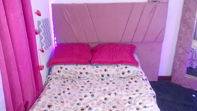 Julia 7 online show from March 2025 06:32:02 AM