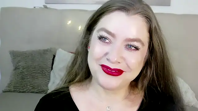 PetersEmily online show from December 2024 04:10:02 PM