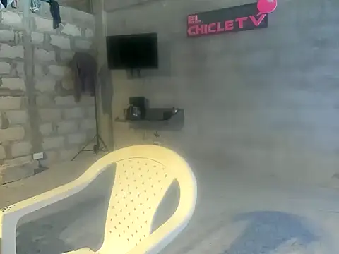 Snapshot of EL-CHICLE-TV chatting on January 2025 02:36:02 PM EL-CHICLE-TV online show from January 2025 02:36:02 PM