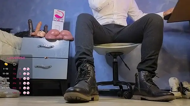 TomLover 12 online show from March 2026 12:24:02 AM