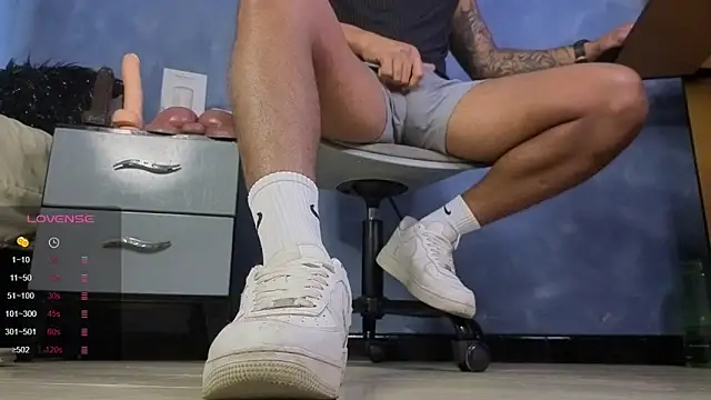 TomLover 12 online show from March 2026 08:12:02 PM