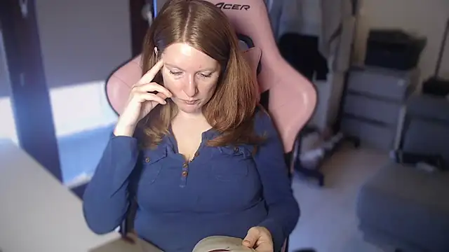 Exotic-Desire online show from November 2025 08:24:01 AM