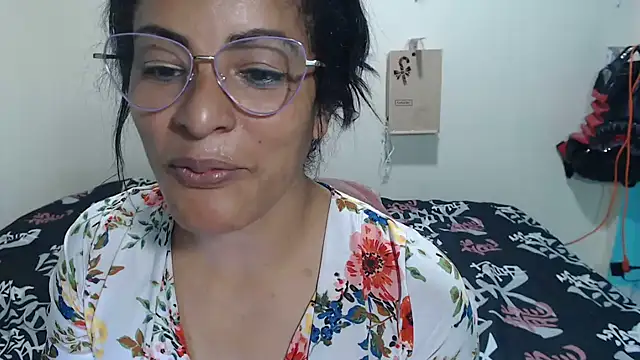 kateleyagrey online show from February 2026 07:34:02 PM