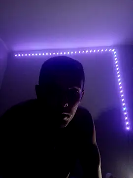 Snapshot of liderek83 chatting on October 2025 01:17:01 AM liderek83 online show from October 2025 01:17:01 AM