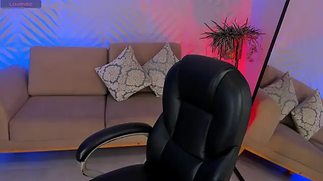 Snapshot of RoseFerrera chatting on September 2025 08:09:01 PM RoseFerrera online show from September 2025 08:09:01 PM