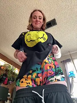 Snapshot of ClumsyLink chatting on February 2026 08:34:01 PM ClumsyLink online show from February 2026 08:34:01 PM