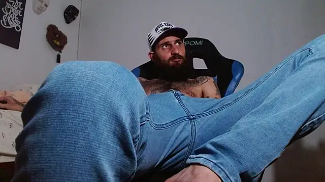 Snapshot of Tatted21xxx chatting on April 2026 06:53:02 PM Tatted21xxx online show from April 2026 06:53:02 PM